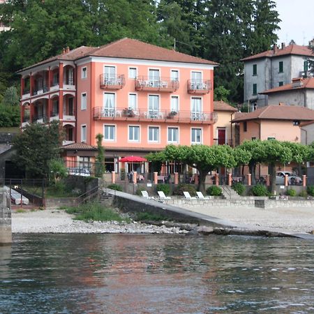 Albergo Riva Reno Di Leggiuno Bagian luar foto